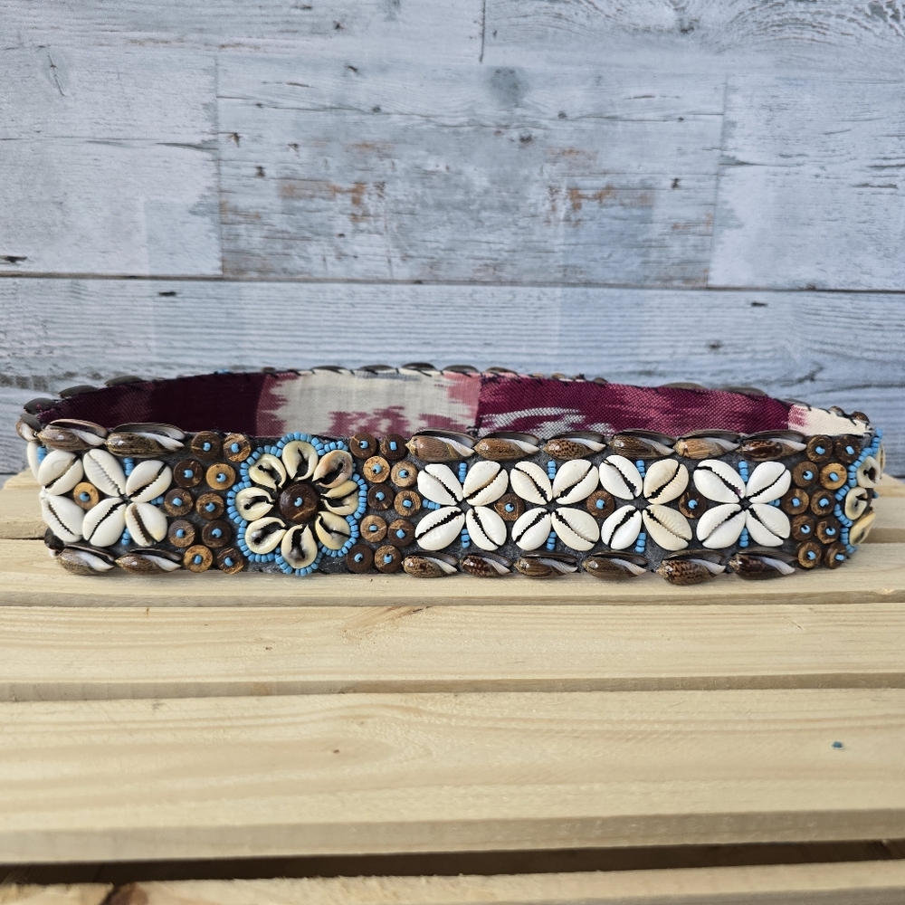 Beaded Cowrie Bohemian Beach Shell Tie Up Belt 33.5" - Picture 5 of 9